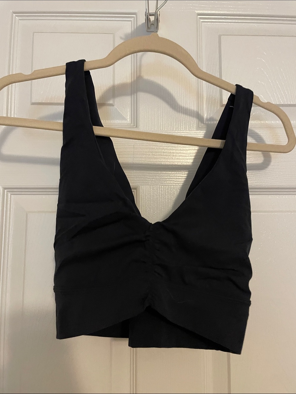 CRZ YOGA navy blue V-Neck Ruched Crop Tank